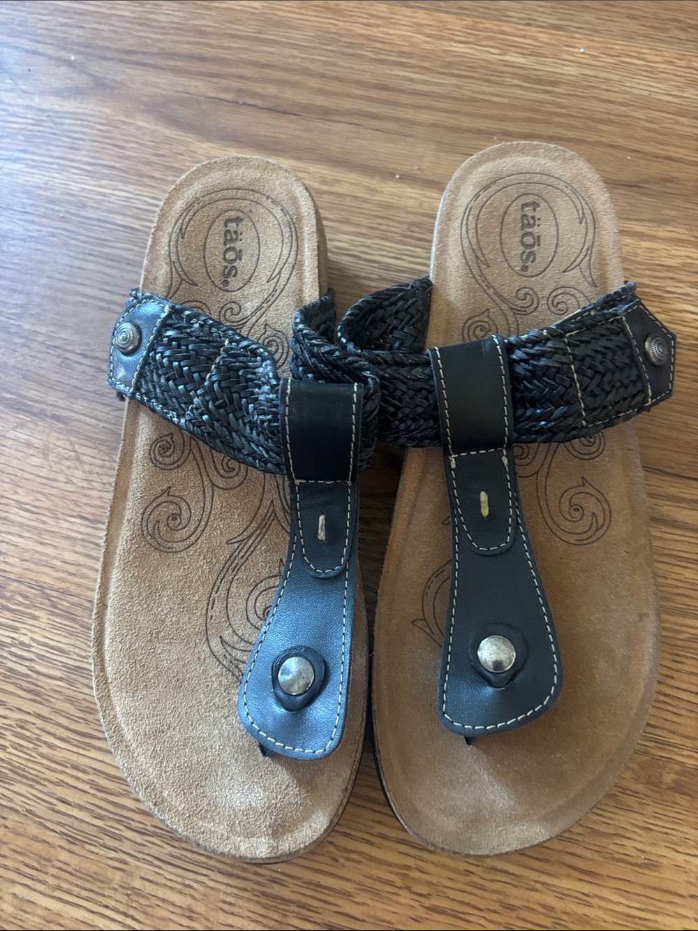 Taos Footwear Black Braided Toe-Post Sandals